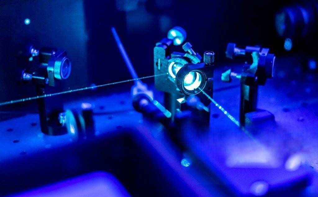 Optik ve Lazer Ekipmanları